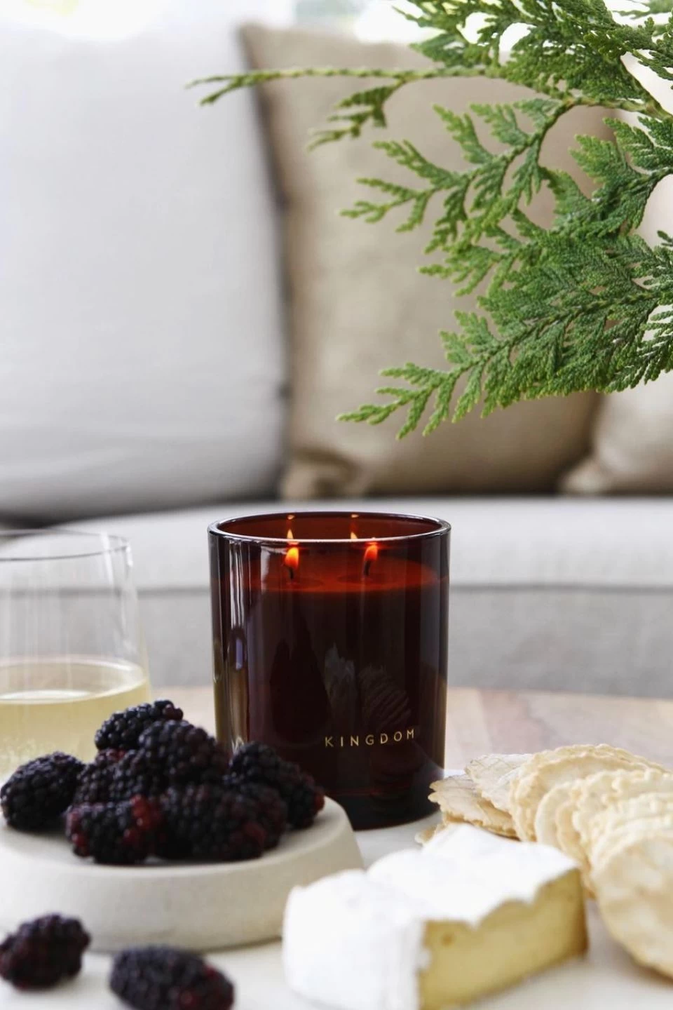 Blackberry Bay Candle Luxury Soy 300g 4 Blackberry Bay Candle Luxury Soy 300g - Image 2