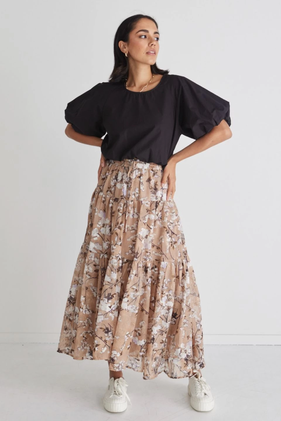 Sensational Fawn Floral Tiered Drawstring Maxi Skirt 5 Sensational Fawn Floral Tiered Drawstring Maxi Skirt - Image 3