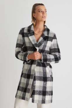 Luna Black Check Single Breasted Long Coat 8 Luna Black Check Single Breasted Long Coat -Fashion Clothing Store 13DF426E 333F 4469 9A8C 1D4CDD922C80 1 105 c