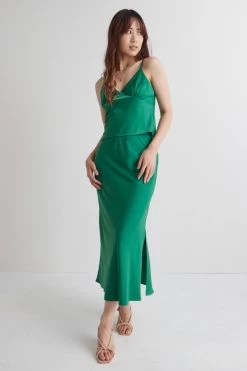 Clique Green Satin Cami -Fashion Clothing Store 1DA7FB60 3CF1 43F9 9F17 C16D70337786 1 105 c
