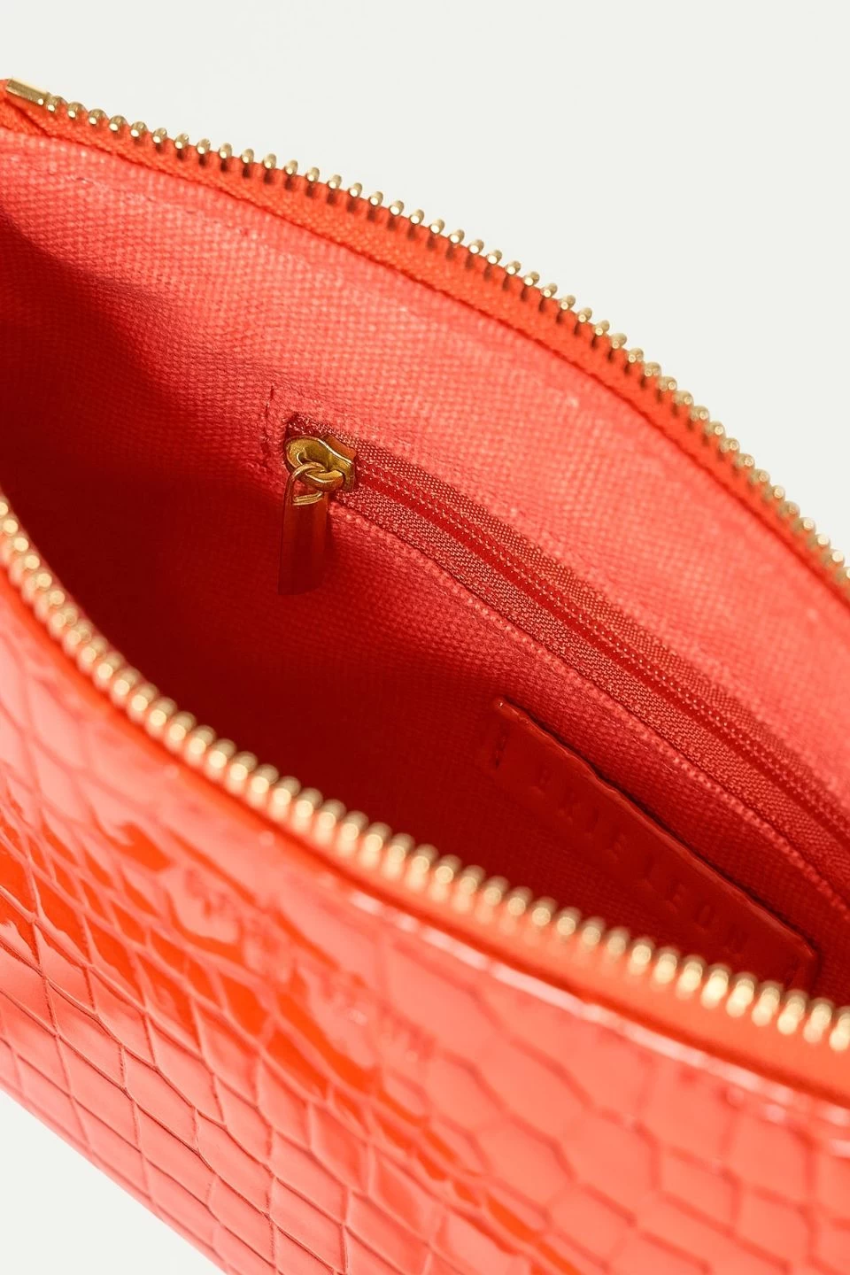 Small Samira Poppy Croc Gold Chain Strap Recycled PU Shoulder Bag 6 Small Samira Poppy Croc Gold Chain Strap Recycled PU Shoulder Bag - Image 4