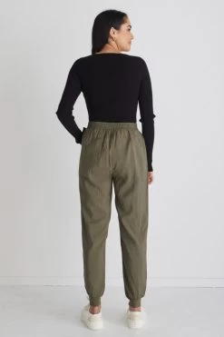 New Warrior Khaki Relaxed Drapey Drawstring Stretch Cuff Pant 9 New Warrior Khaki Relaxed Drapey Drawstring Stretch Cuff Pant -Fashion Clothing Store 2D119EBB B95D 4C29 BF59 62F9825016DA 1 105 c