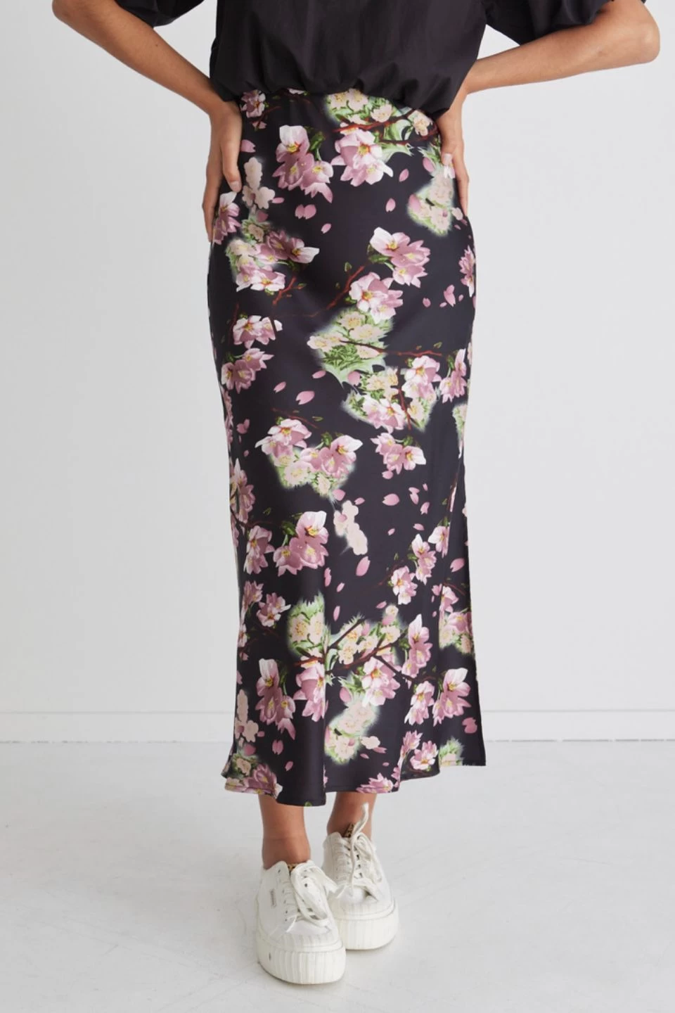 Serpentine Black Floral Satin Bias Cut Midi Skirt 5 Serpentine Black Floral Satin Bias Cut Midi Skirt - Image 3