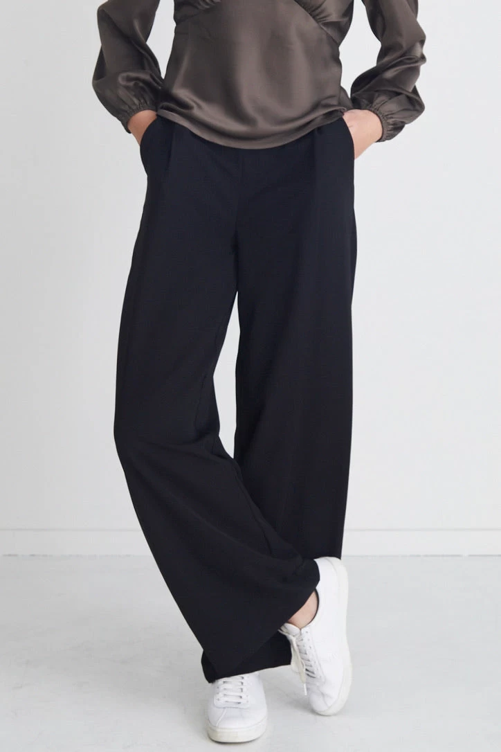 Best Life Black Satin Wide Leg Side Zip Pant 4 Best Life Black Satin Wide Leg Side Zip Pant - Image 2