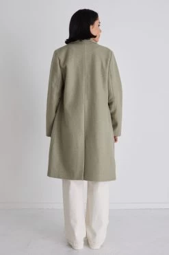 Montreal Sage Boucle Double Breasted Coat 11 Montreal Sage Boucle Double Breasted Coat -Fashion Clothing Store 3AE96EAA BB93 47DA 8617 01040104252C 1 201 a