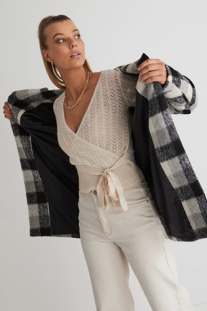 Luna Black Check Single Breasted Long Coat 4 Luna Black Check Single Breasted Long Coat - Image 2