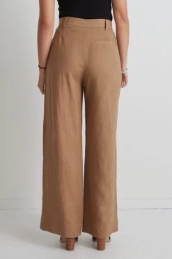 Island Mocha Linen Pleat Front Wide Leg Pant 12 Island Mocha Linen Pleat Front Wide Leg Pant -Fashion Clothing Store 55BA6403 F31E 4F7B 865F 0D2023DE28C1 1 201 a