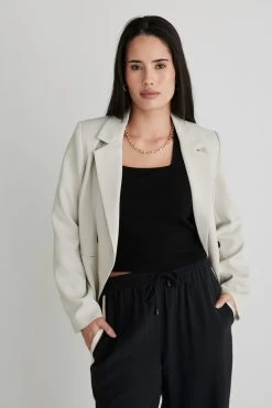 Harper Cloud Textured Double Breasted Blazer 10 Harper Cloud Textured Double Breasted Blazer -Fashion Clothing Store 5E7C865F 01C8 40DF 9076 F55669B99B14 1 105 c