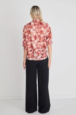 Influential Red Ink Blot Shirred Neck Ss Top 13 Influential Red Ink Blot Shirred Neck Ss Top -Fashion Clothing Store 6A289662 DD7D 4AEB 866D 46BBE352AA54 1 105 c