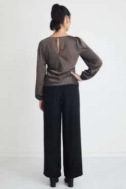 Best Life Black Satin Wide Leg Side Zip Pant 9 Best Life Black Satin Wide Leg Side Zip Pant -Fashion Clothing Store 7D5BF7E8 F1A1 4920 8E27 5958D1B0BD5E 1 105 c