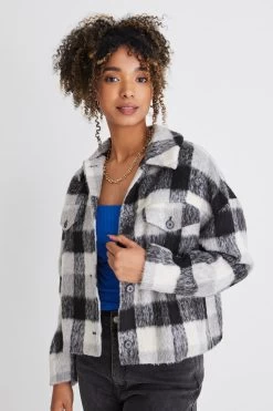 Seattle Black Check Textured Teddy Jacket 10 Seattle Black Check Textured Teddy Jacket -Fashion Clothing Store 7E170187 FAB7 48DB 99CE 3CF75E2A20A8 1 105 c