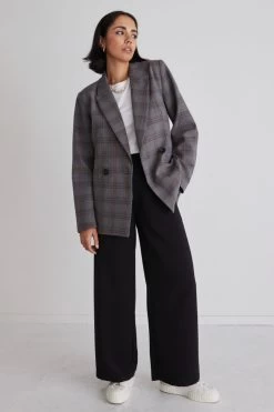 Effortless Brown Check Oversized Single Breasted Boyfriend Blazer 8 Effortless Brown Check Oversized Single Breasted Boyfriend Blazer -Fashion Clothing Store 99131489 07BB 463E A9B0 2633D375A7C0 1 105 c