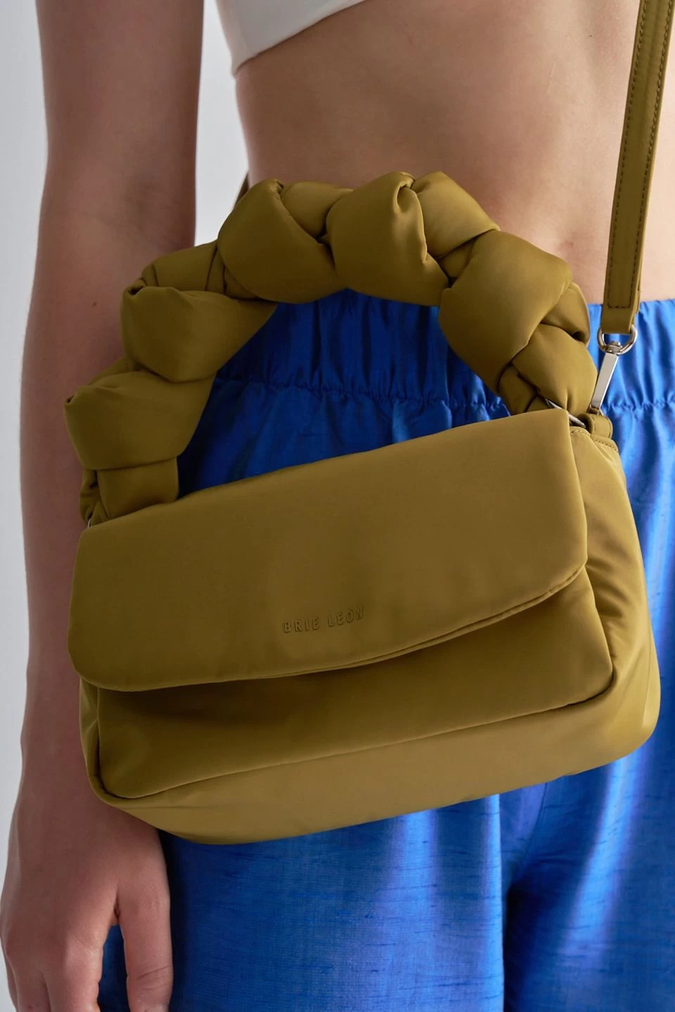 Rellino Caper Silver Hardware Clutch With Knot Strap 4 Rellino Caper Silver Hardware Clutch With Knot Strap - Image 2