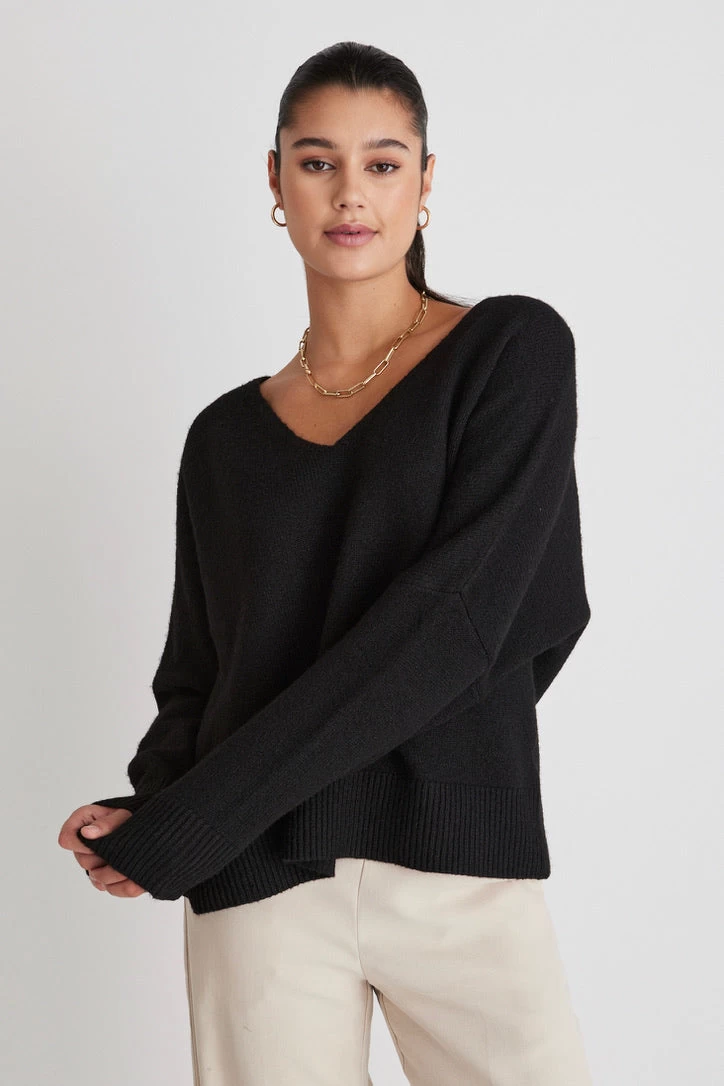 Ida Black Fluffy V-Neck Jumper 3 Ida Black Fluffy V-Neck Jumper