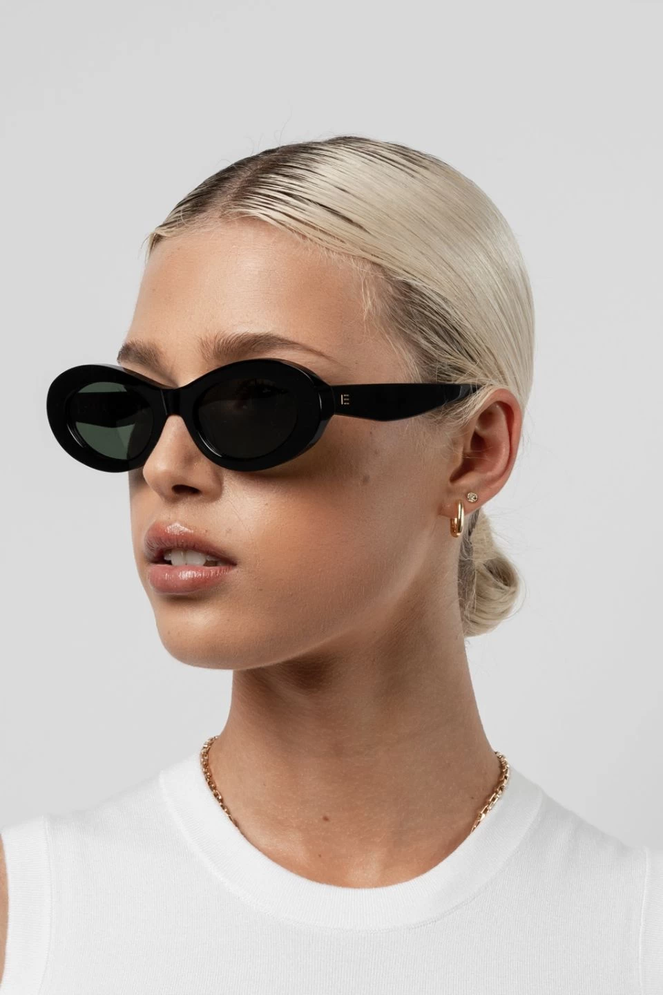 Frankie Black Oval Sunglasses 4 Frankie Black Oval Sunglasses - Image 2