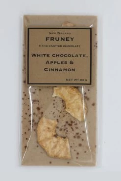 White Chocolate Apples + Cinnamon 80g