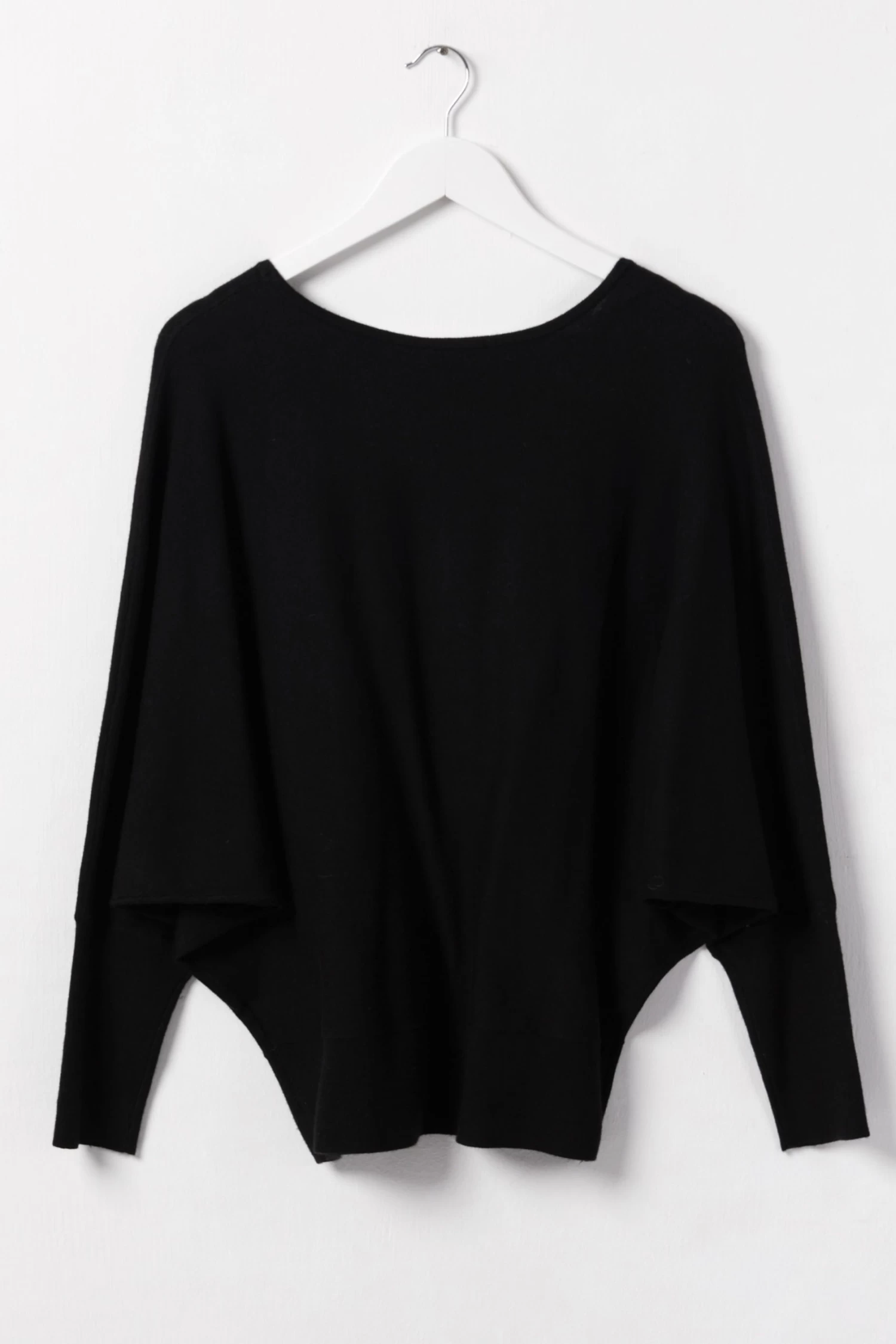 Serene Black Soft Fine Knit Batwing Jumper 8 Serene Black Soft Fine Knit Batwing Jumper - Image 6