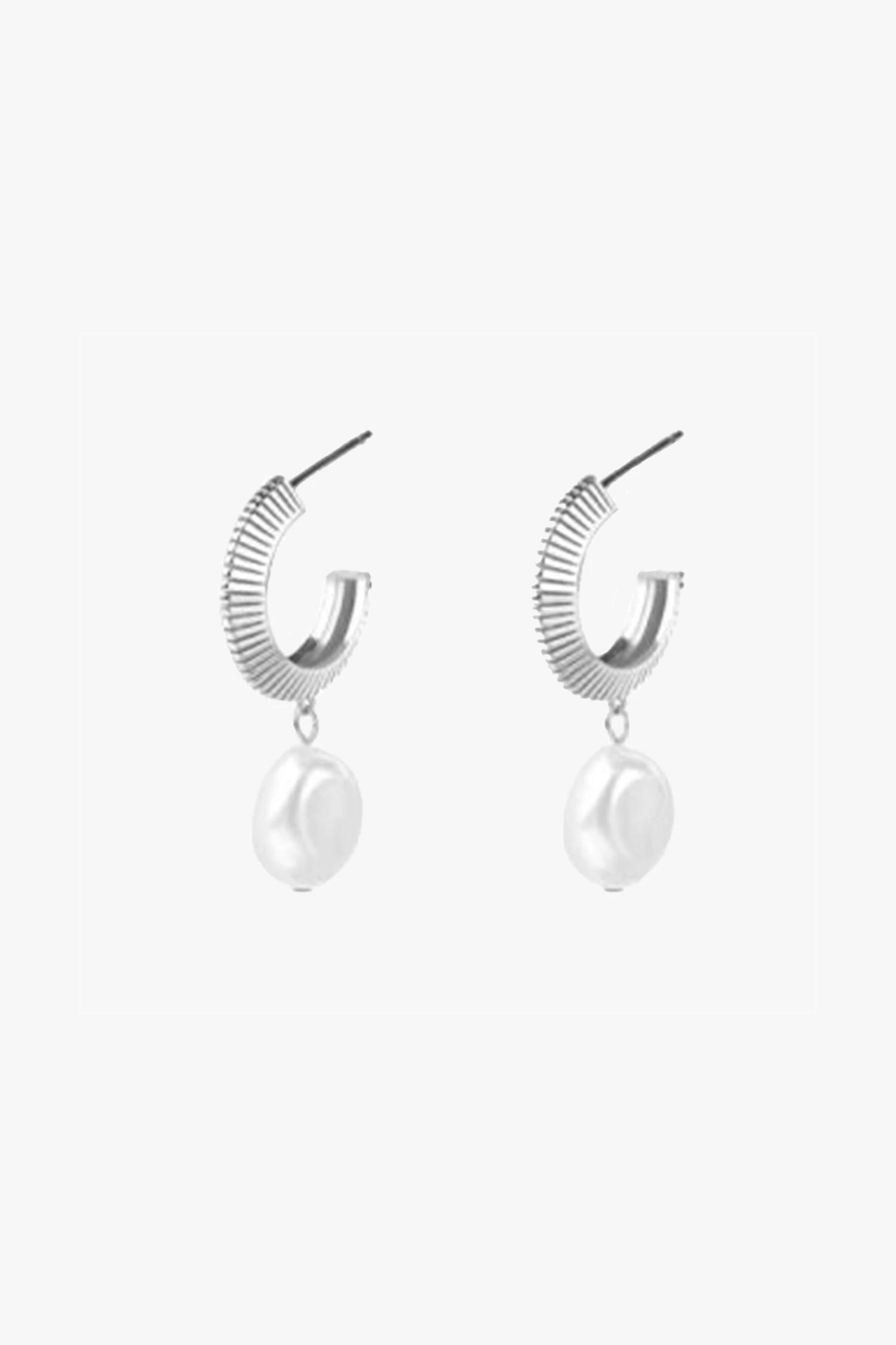 Aada Pearl Silver Hoop Earrings 3 Aada Pearl Silver Hoop Earrings