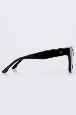 Maleika Black Sunglasses 8 Maleika Black Sunglasses -Fashion Clothing Store maleika black side