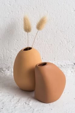 Harmie Pod Brown VaseSmall 10x9cm
