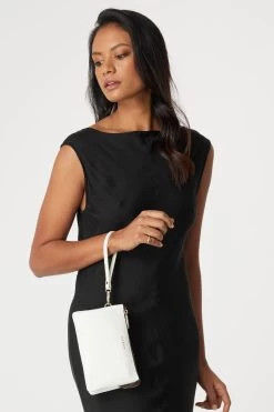 Tilly Multi Pocket White Leather Crossbody Clutch 12 Tilly Multi Pocket White Leather Crossbody Clutch -Fashion Clothing Store sabenss22tillywhitemodel4 5000x 1